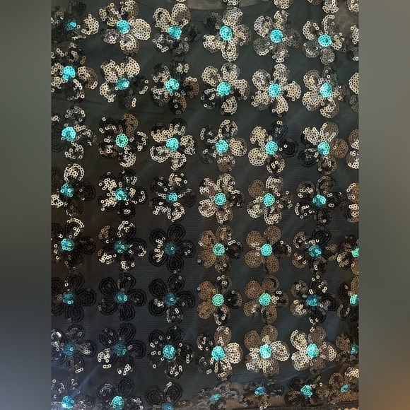 NWT candies mod for mad black tie blouse Sz small sequin 2 layer - Picture 2 of 8